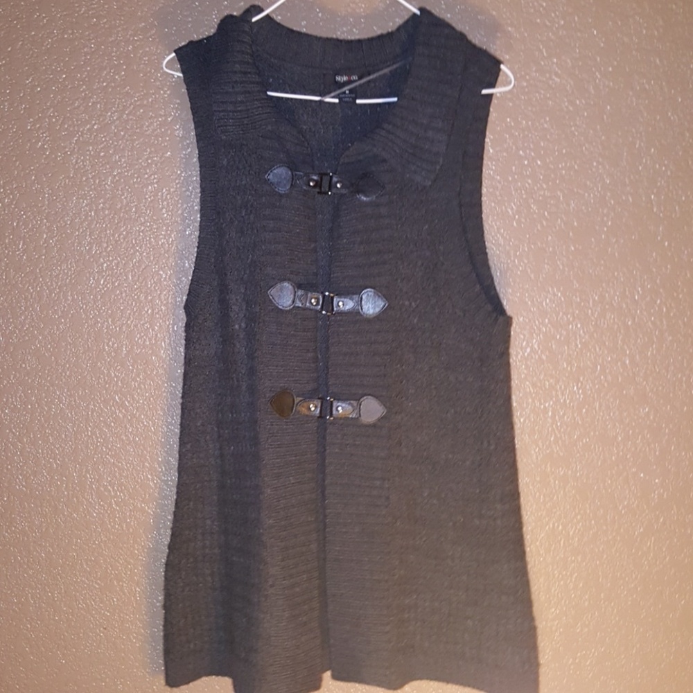 Sweater Vest
